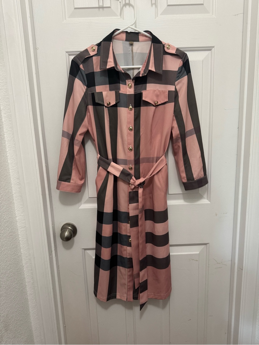 Plaid Black and Light Pink Dress 67% Silk